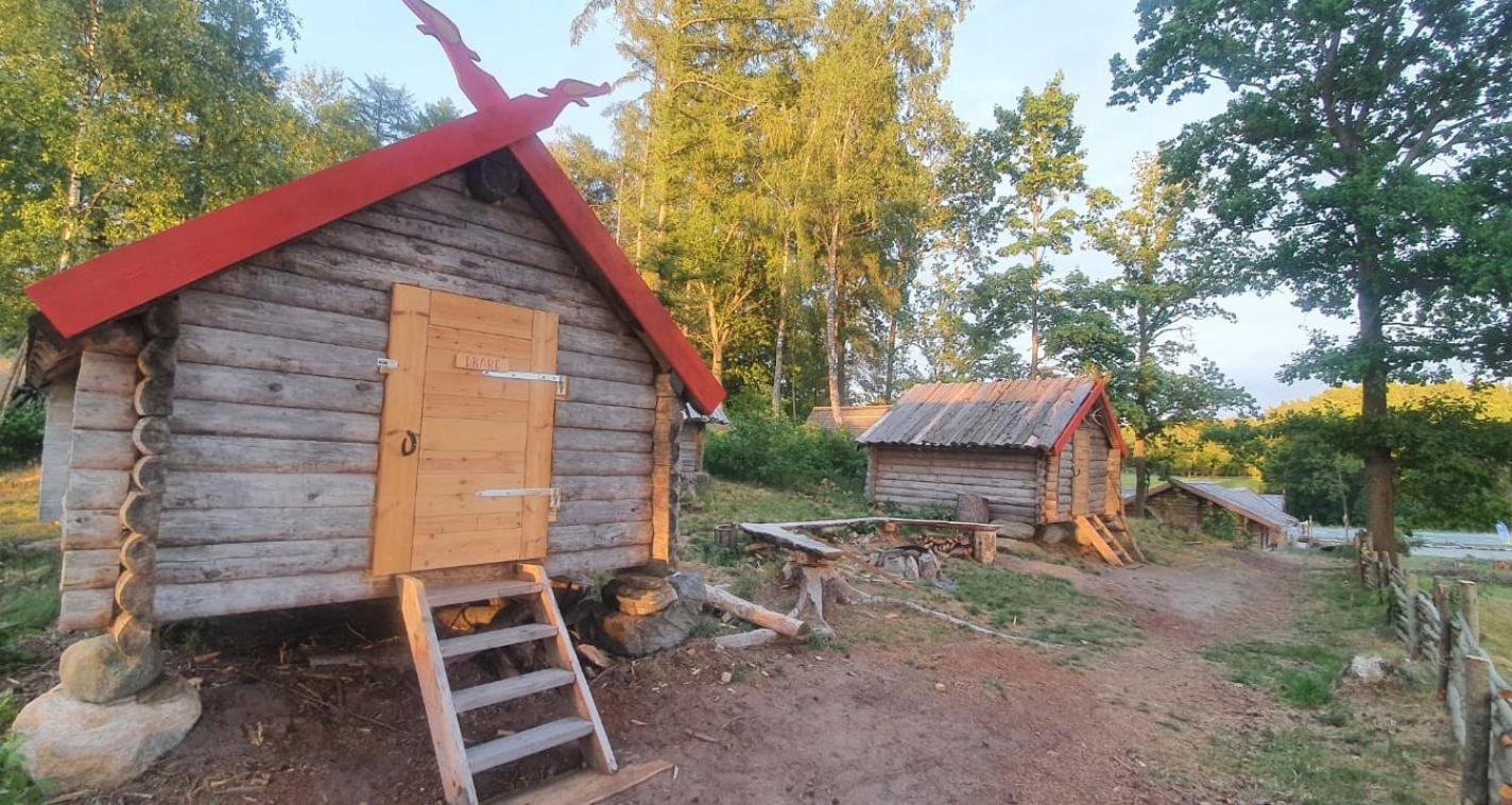 Vittfarnas Vikingaby Villa Sosdala Luaran gambar